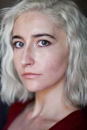 actor Kayla Anderson large photo