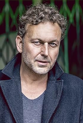 actor Thomas Schmuckert large photo