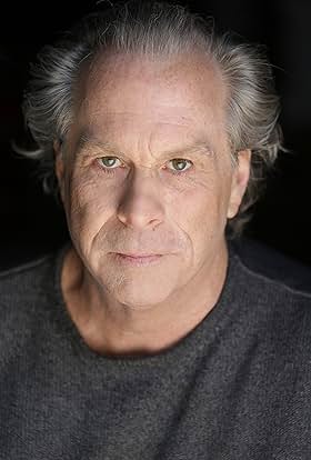 actor Guy Messenger large photo