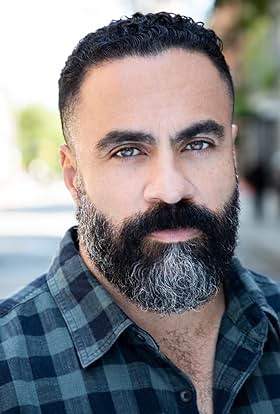 actor Luis Berrio large photo