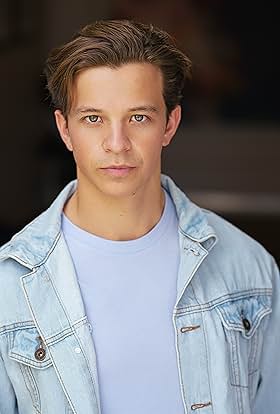 actor Oscar Millar large photo