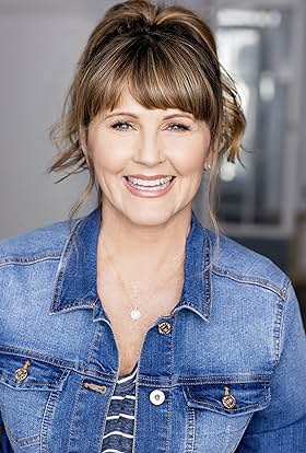 actor Amber Hood large photo