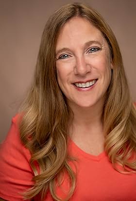 actor Debbie Marr large photo