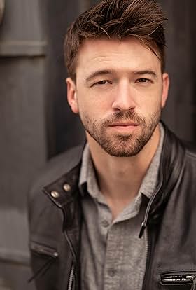 actor Troy Lennon Appel large photo