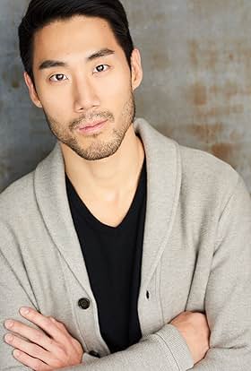 actor Joohun Lee large photo