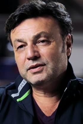 actor Marcos Carnevale large photo