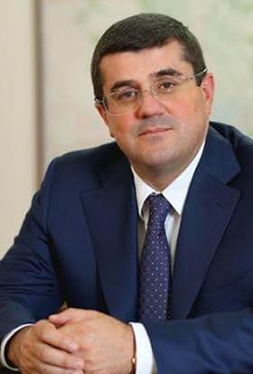 actor Arayik Harutyunyan large photo