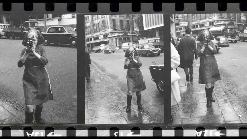 actor Laure Adler large photo