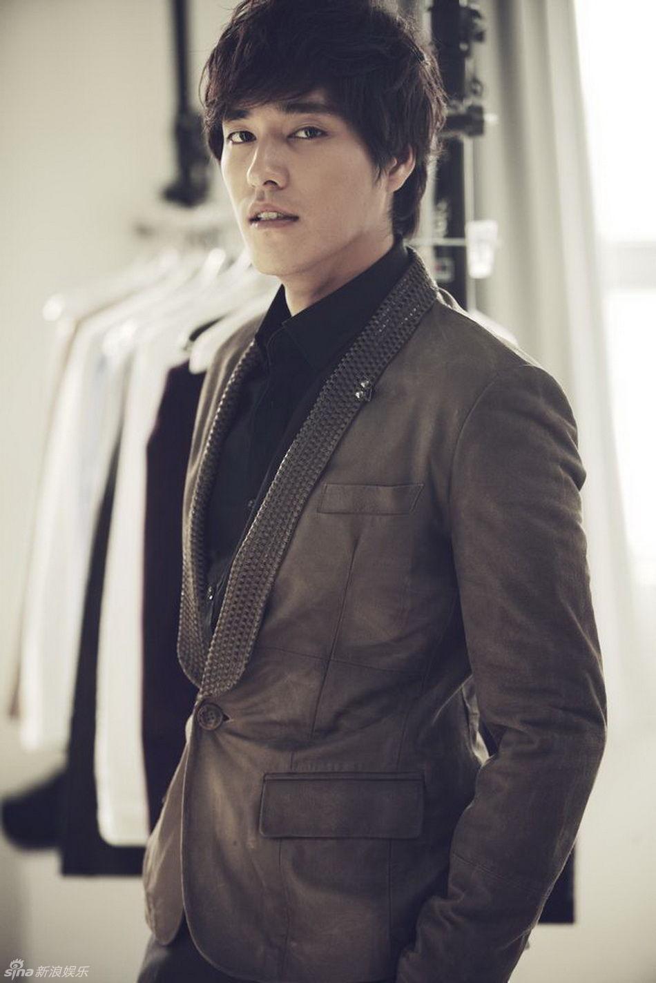 actor Blue Cheng-Lung Lan large photo