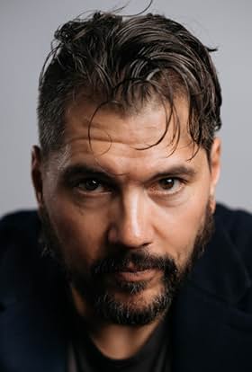 actor Michael Manuel large photo