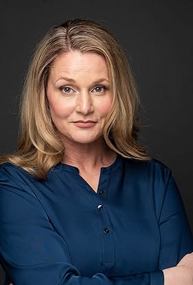 actor Aimee Newsom large photo