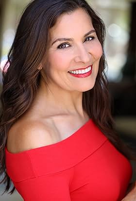 actor Laura Cordova large photo