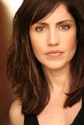 actor Lucia Sullivan large photo