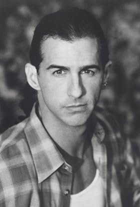 actor Robert Kubilos large photo