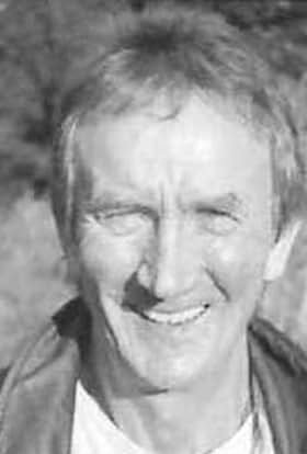 actor Alan Hawkshaw large photo