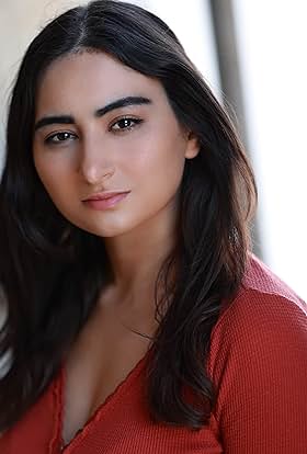 actor Christina Krakowski large photo