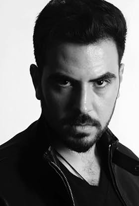 actor Eren Kereci large photo