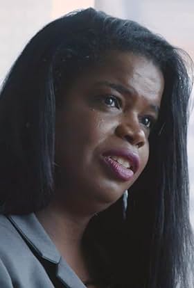 actor Kim Foxx large photo