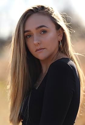 actor Brianna Janoczkin large photo