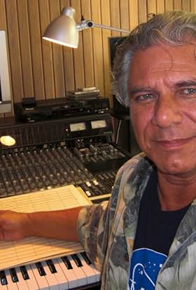 actor Paul Buckmaster large photo