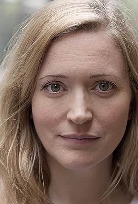 actor Claire Price large photo