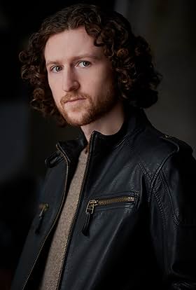 actor Liam Marshall large photo