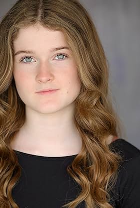 actor Nora Yates large photo