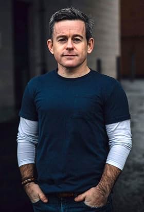 actor Paul Lowe large photo