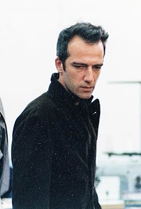 actor Rafi Pitts large photo