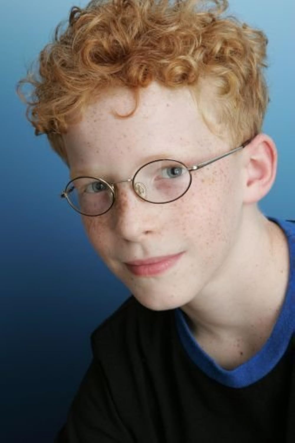 actor Andrew Gillingham large photo