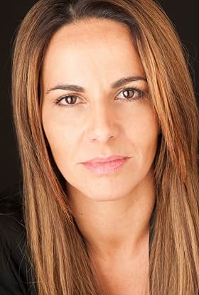 actor Susana Arrais large photo