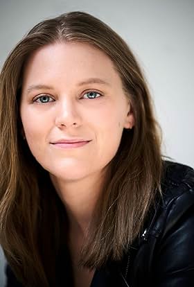 actor Kate Jirelle large photo