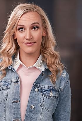 actor Alaina Wis large photo