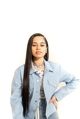 actor Ella Mai large photo