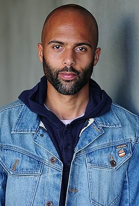 actor Aaron Royce Jones large photo