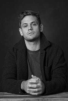 actor Doug Harris large photo