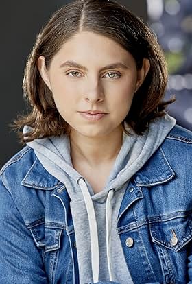 actor Jessica Perl large photo