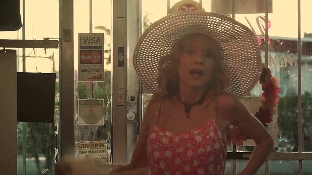 actor Amanda Arrants large photo