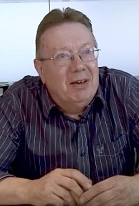 actor Chris Charlesworth large photo