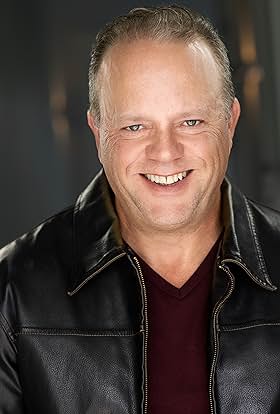 actor John Leary large photo