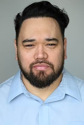 actor David Kuahiwinui large photo