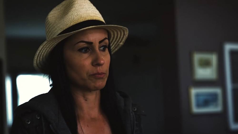 actor Shannon Legro large photo