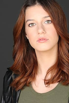 actor Arianna Harris large photo