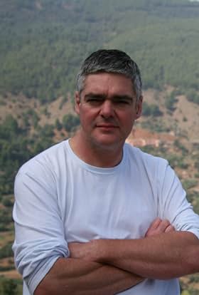 actor Graham Riddell large photo