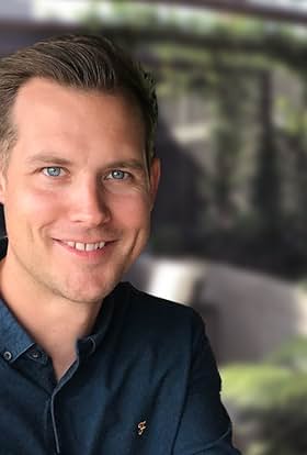 actor Jonathan Jones large photo