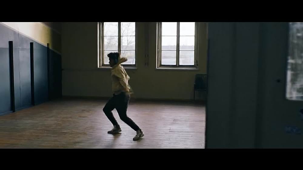 actor Alexandra Pfeifer large photo