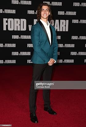 actor Larsen Deane large photo