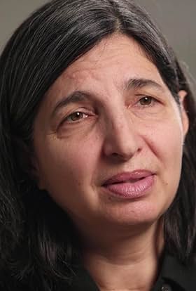 actor Emily Reisbaum large photo