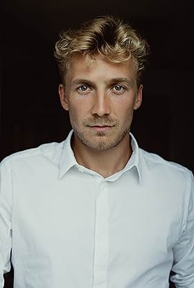 actor Andreas Jessen large photo