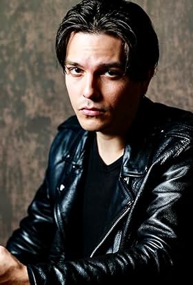 actor Johnny Bazaldua large photo